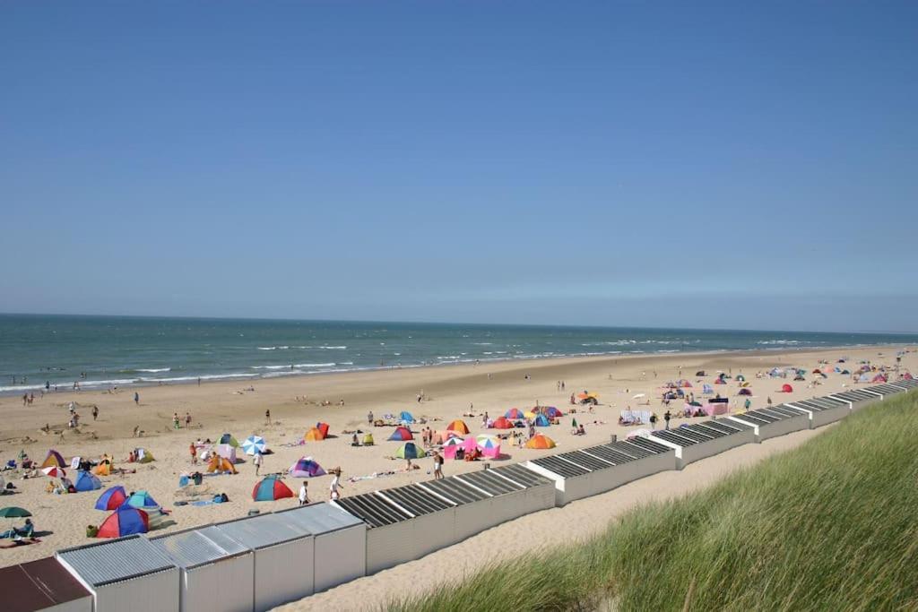 Gezellig Chalet In Het Mooie Zeeland - Oostkapelle Eksteriør billede
