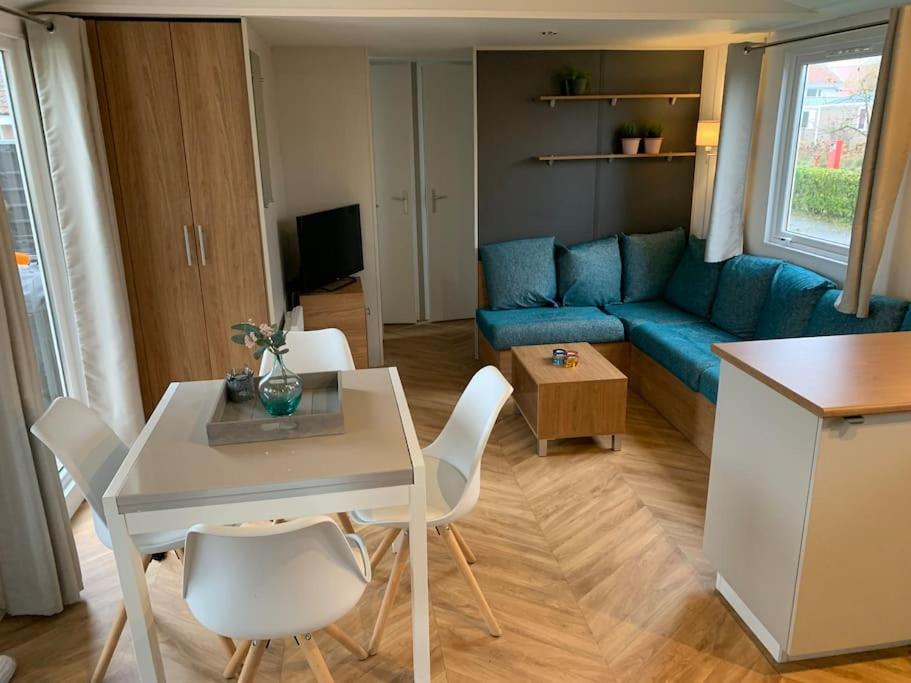 Gezellig Chalet In Het Mooie Zeeland - Oostkapelle Eksteriør billede